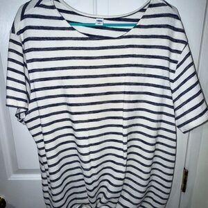 Old Navy White and Navy Striped Short-Sleeve Tee